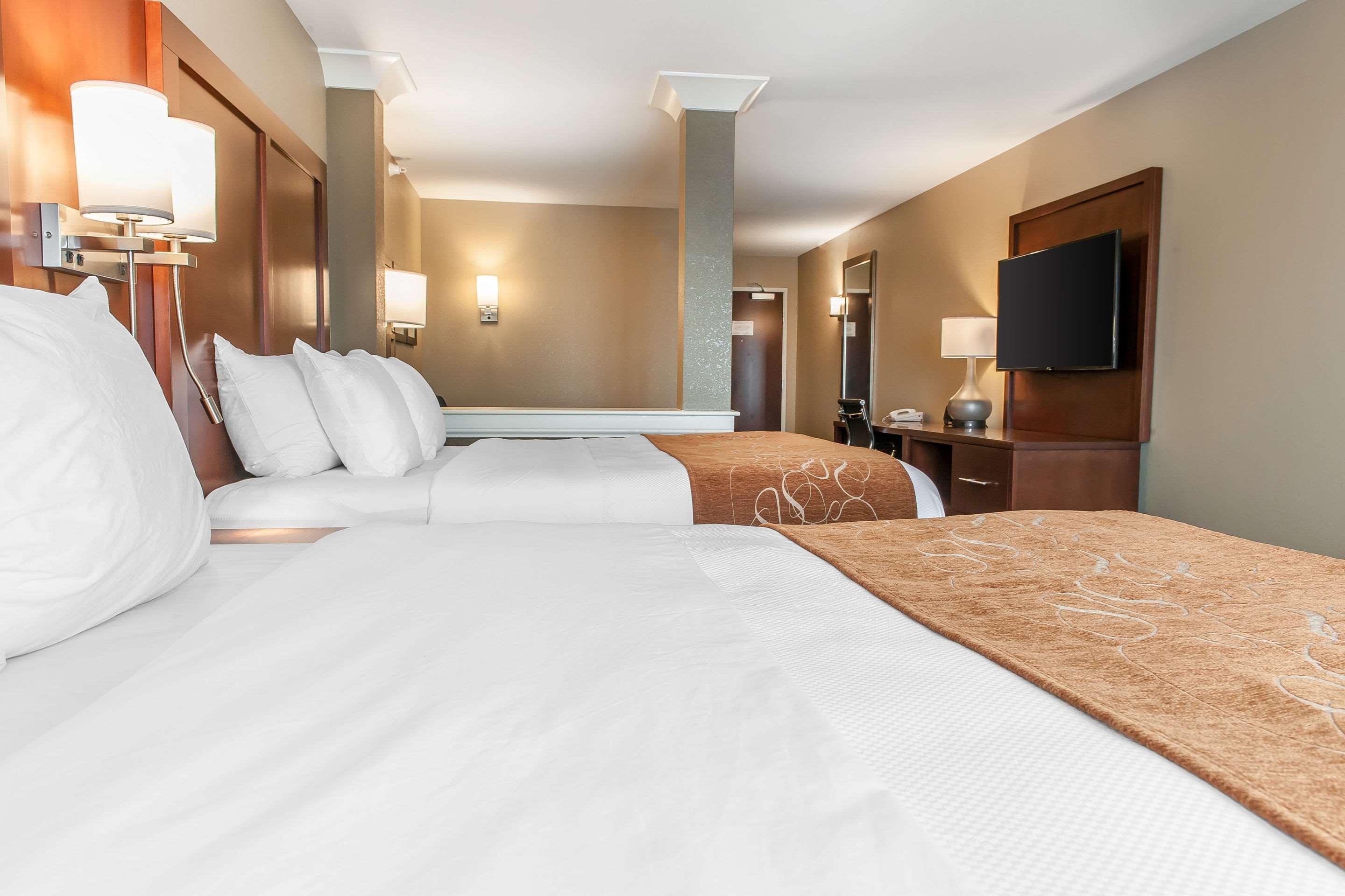 Comfort Suites Rensselaer Near Fair Oaks Εξωτερικό φωτογραφία