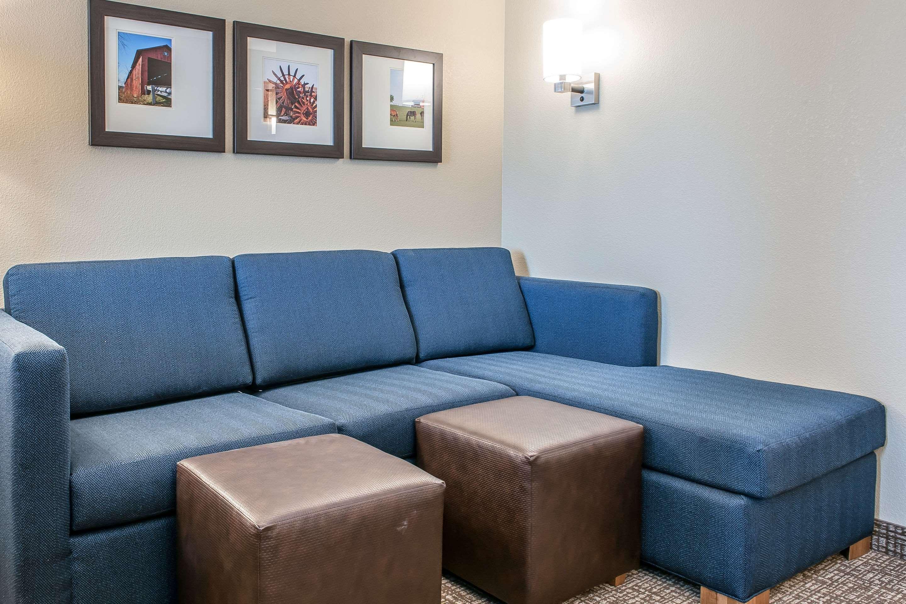 Comfort Suites Rensselaer Near Fair Oaks Εξωτερικό φωτογραφία